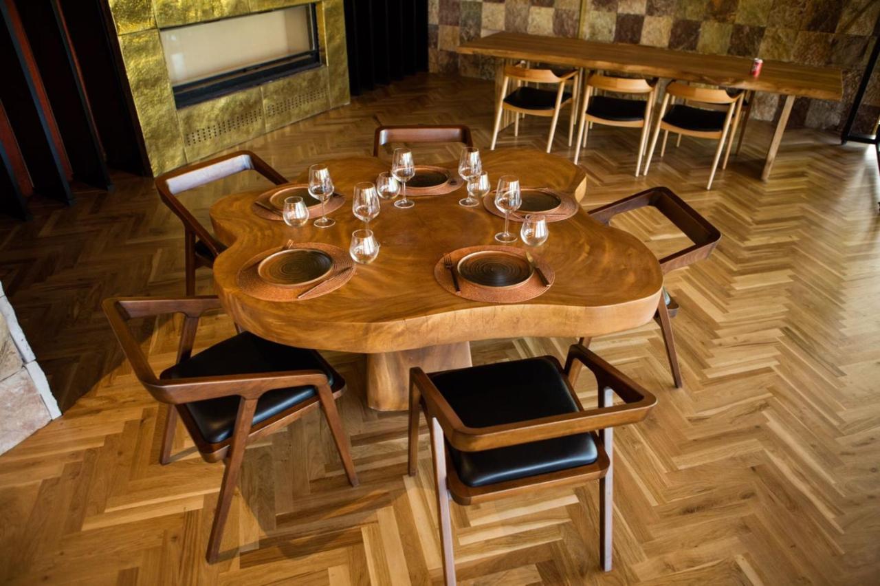 Equos Resort Hotel Tirana Bagian luar foto